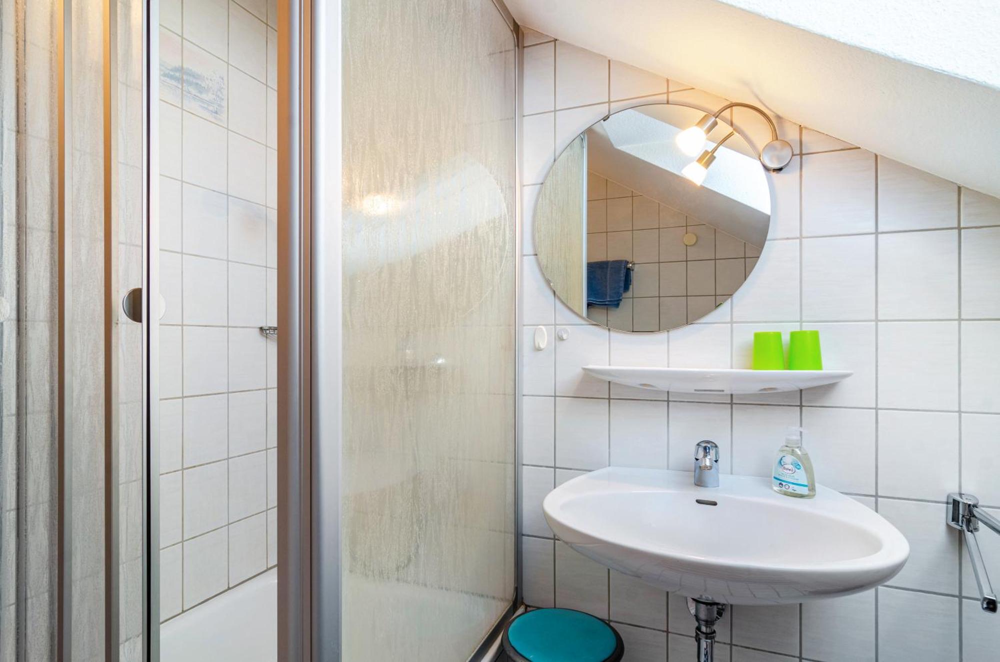 Vronis Ferienwohnungen Muhlingen Buitenkant foto