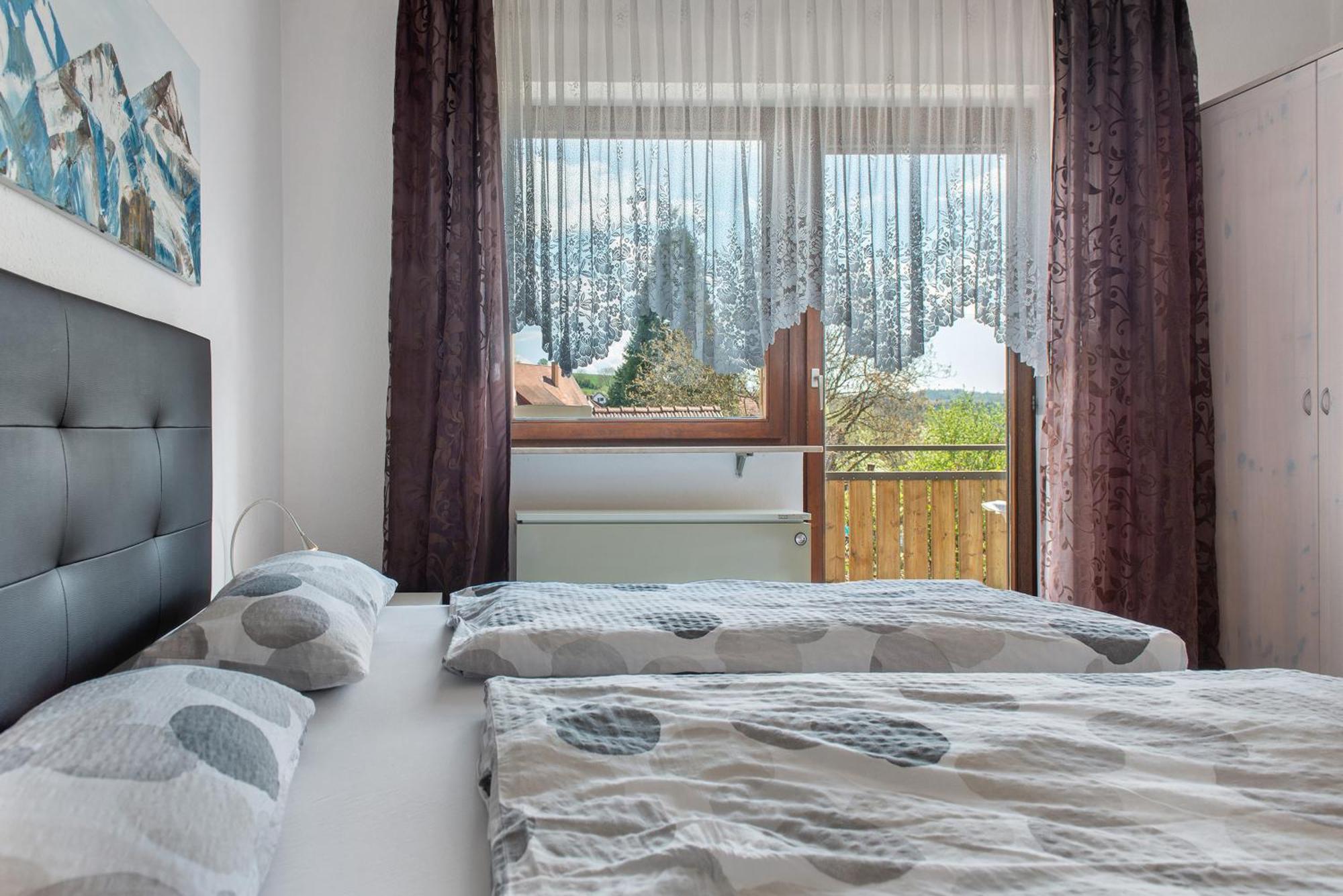 Vronis Ferienwohnungen Muhlingen Buitenkant foto