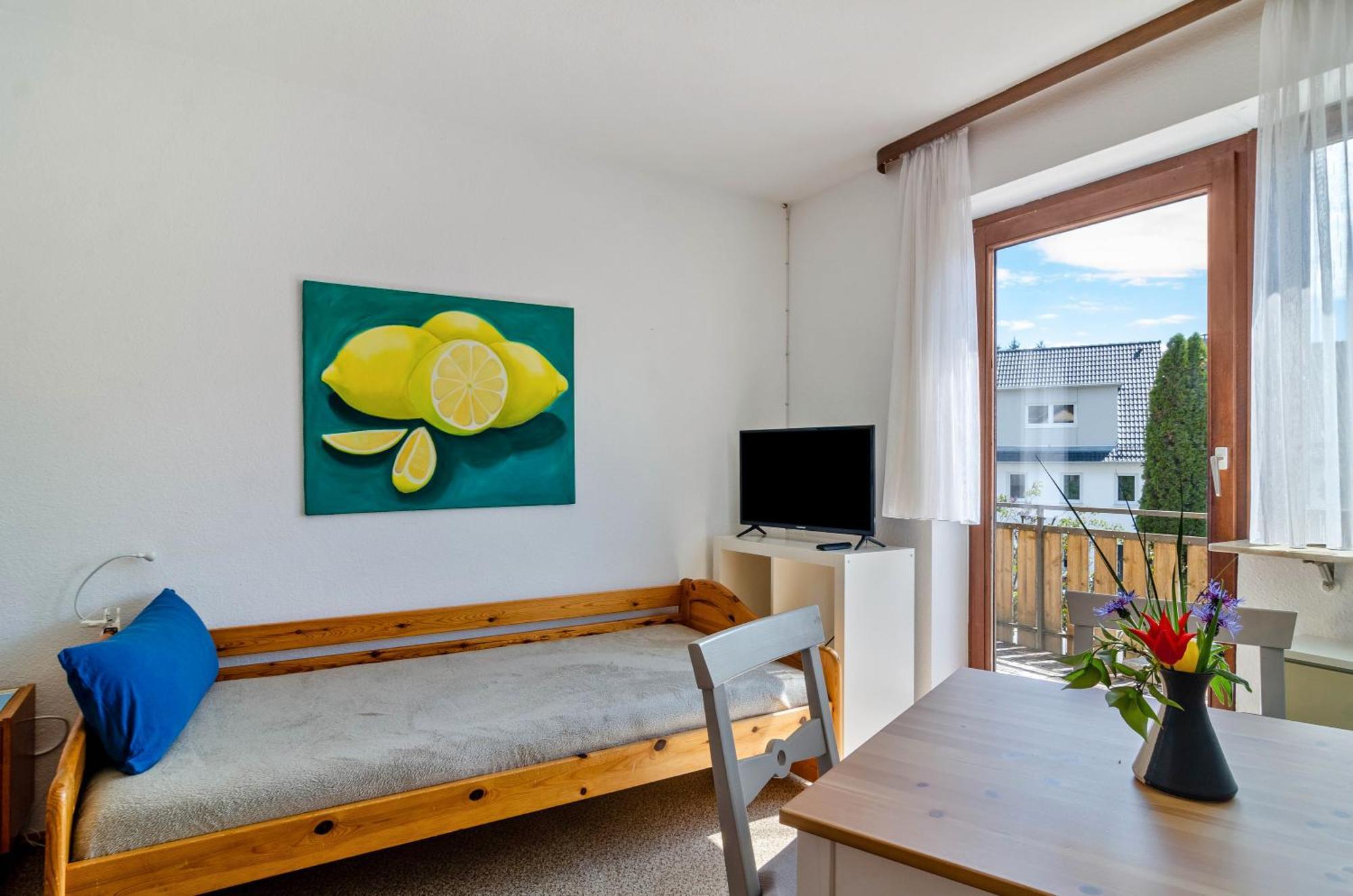 Vronis Ferienwohnungen Muhlingen Buitenkant foto